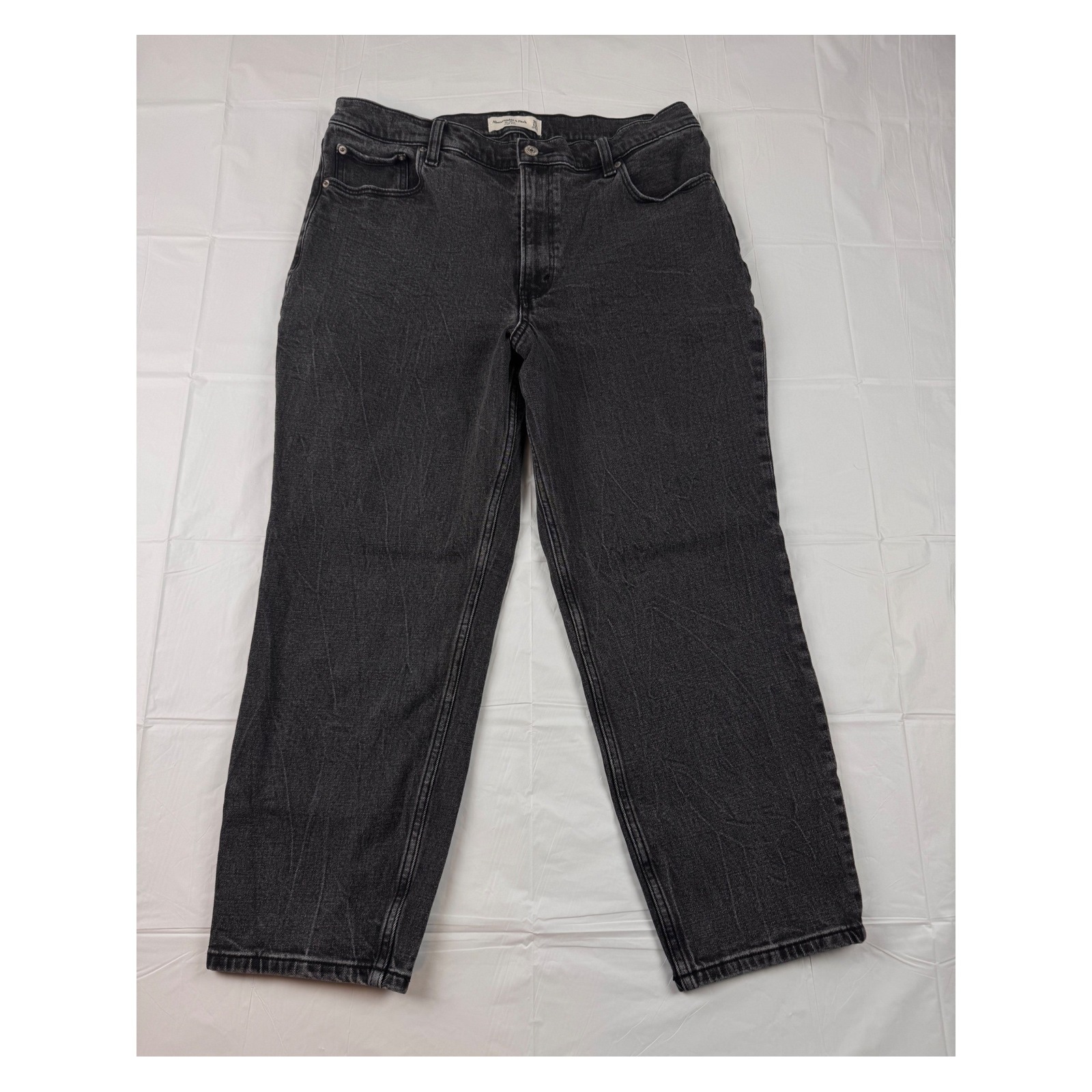 Abercrombie & Fitch The Mom High Rise Jeans Black Faded Size 31/12s 12 Short